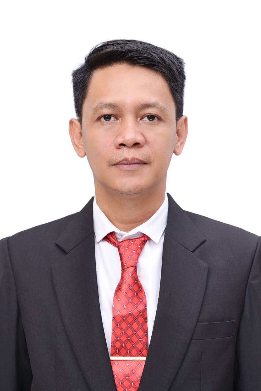 Kepala Dinas Disdukcapil Kota Padang